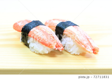 おいしいズワイガニの握り鮨 72711831