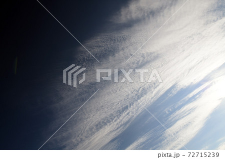 空の背景素材 72715239