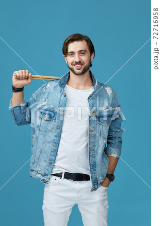 male drummer improvising male drummer improvising 72716958