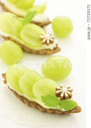 シャインマスカットのタルト シャインマスカットのタルト 72720372