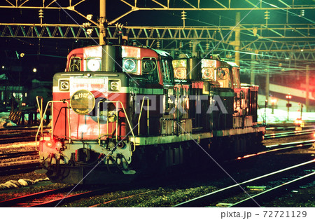 1997年　ブルートレインあけぼのを牽引するDE10重連 72721129