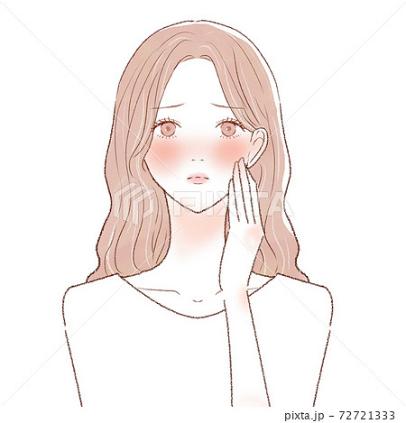 肌の炎症に悩む女性 72721333
