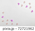 ハートいっぱいの背景素材 72721962