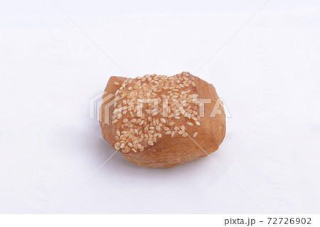 Close up view of pillow breads 72726902