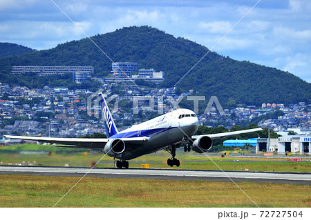 大阪国際空港 飛行機 逆ラン離陸 大阪国際空港 飛行機 逆ラン離陸 72727504