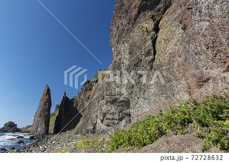 礼文島の地蔵岩 礼文島の地蔵岩 72728632