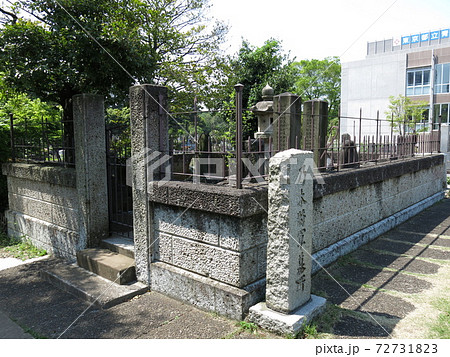 青山霊園にある乃木希典の墓 72731823