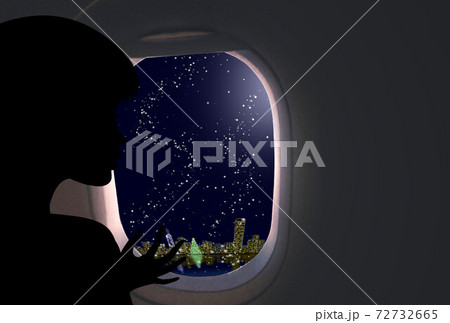飛行機の窓から見える景色 クリスマス 飛行機の窓から景色を見ている女性のイラスト素材