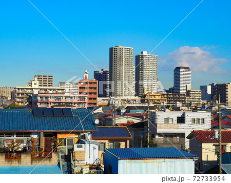 川口市の高層マンション群 72733954