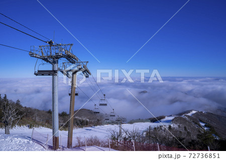 冬 山 雪景色 72736851