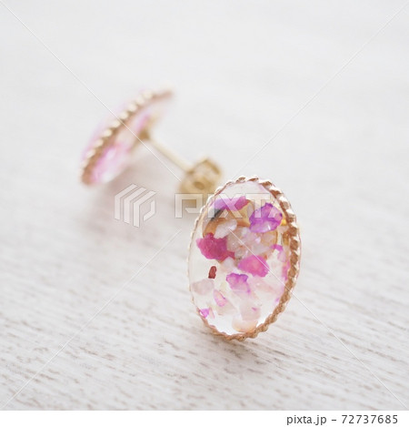 レジンピアス 72737685
