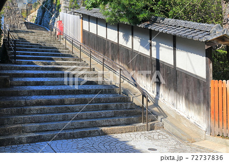 【広島県】尾道の路地裏、石段 72737836