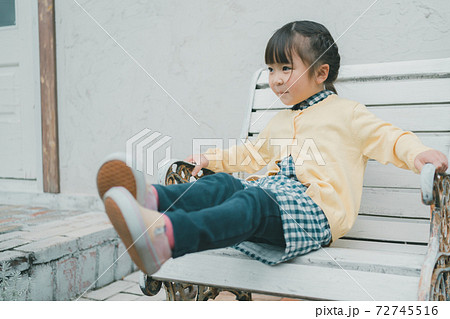 6 years old 72745516