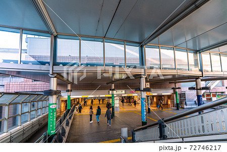 日本の川崎都市景観 東急電鉄　溝の口駅などを望む 72746217