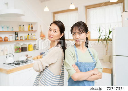 嫁姑問題 72747574