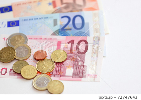 旧ユーロ紙幣と硬貨の写真素材 [72747643] - PIXTA