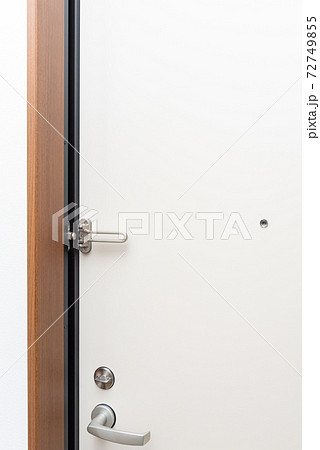 ドアスコープ 72749855