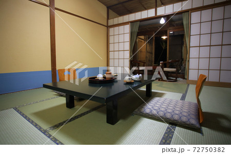 outdoor hot spring in japan 72750382