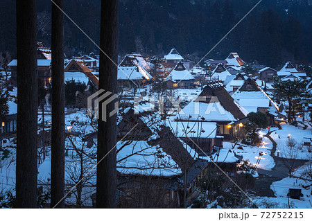 京都府 美山かやぶきの里 雪灯廊 ライトアップ 京都府 美山かやぶきの里 雪灯廊 ライトアップ 72752215