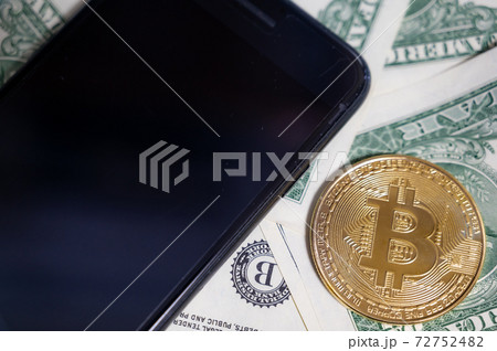 スマホとビットコイン スマホとビットコイン 72752482