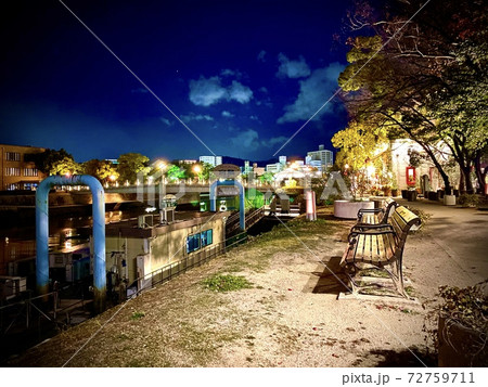 広島市　夜の風景 72759711