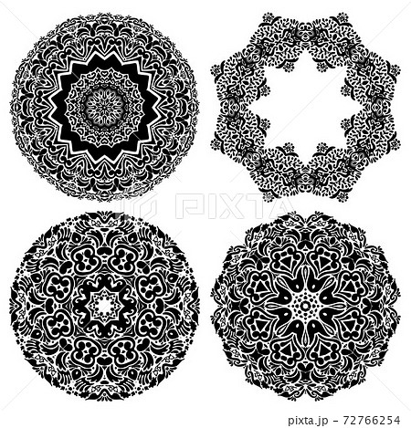 Black And White Mandala Ornamental Decorative のイラスト素材