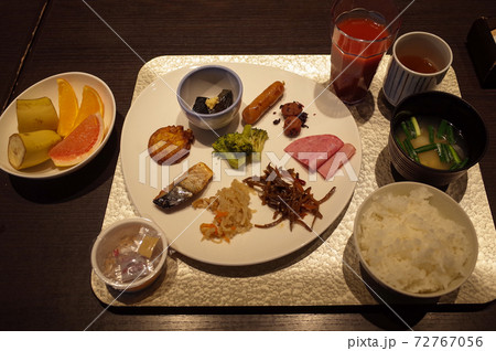 朝食ブッフェ 72767056