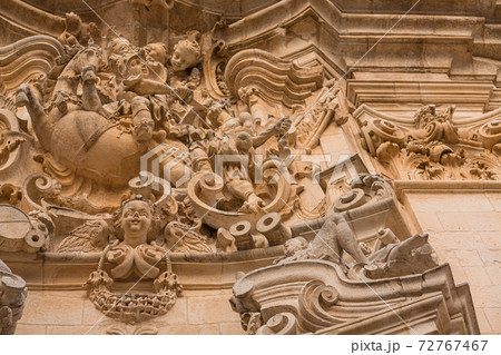 イタリア　マルティーナ・フランカのサン・マルティーノ大聖堂 72767467