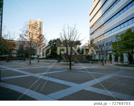 深川ギャザリア　早朝 72769703