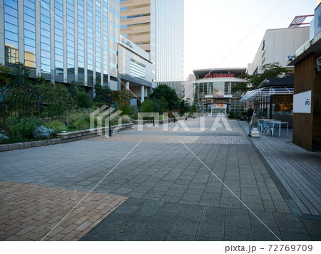 深川ギャザリア　早朝 72769709