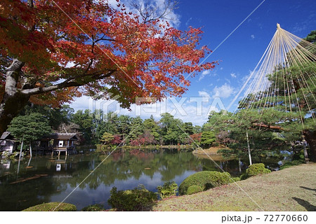 秋の兼六園(石川県金沢市) 秋の兼六園(石川県金沢市) 72770660
