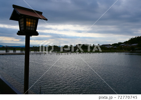 京都嵐山　渡月橋 72770745