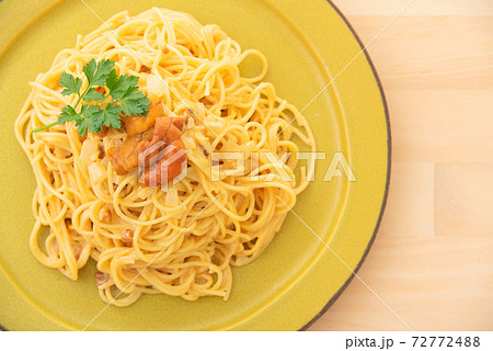 ウニのクリームパスタ 72772488