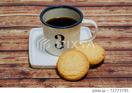 コーヒーとクッキー コーヒーとクッキー 72773795
