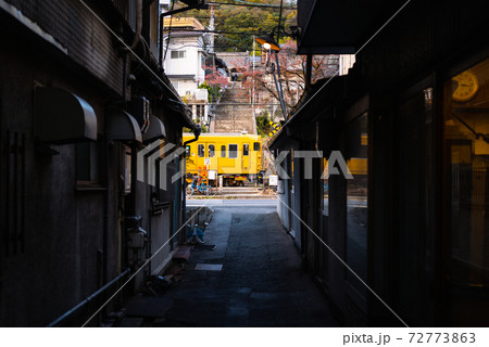 尾道路地から持光寺への道を臨む 尾道路地から持光寺への道を臨む 72773863