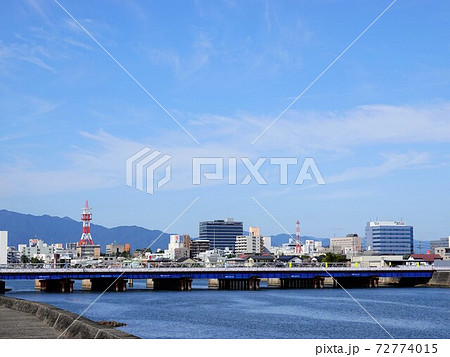 三重県津市の街並み風景 三重県津市の街並み風景 72774015