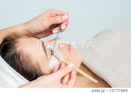 Eyelash extension procedure. Eyelash extension procedure. 72777889