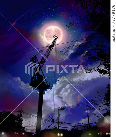 輝く星空と満月と雲を背景にクレーン車と夜の街のシルエットのイラスト素材