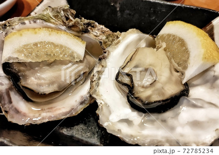 牡蠣 72785234