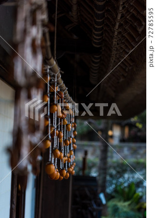 干し柿作り 干し柿作り 72785595