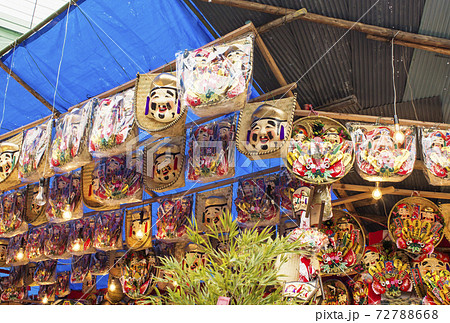 十日戎の縁起物　大阪今宮戎神社　商売繁盛の神様　イメージ素材 72788668