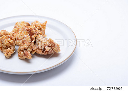 鶏の唐揚げ 鶏の唐揚げ 72789064