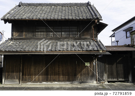 日光街道杉戸宿の旧家　渡辺金物店跡 72791859