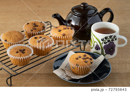 自宅でお菓子作り 72793643