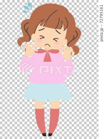 アレルギーで痒がる子供 アレルギーで痒がる子供 72795161