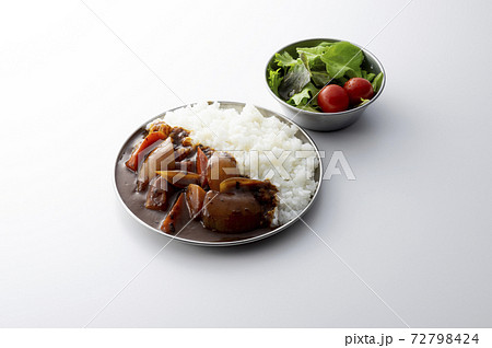 キャンプ飯 72798424