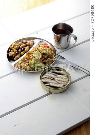 キャンプ飯 72798480