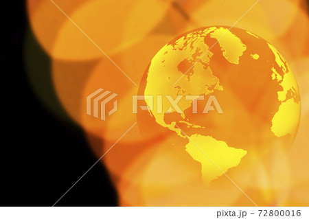 Globe and yellow lights 72800016