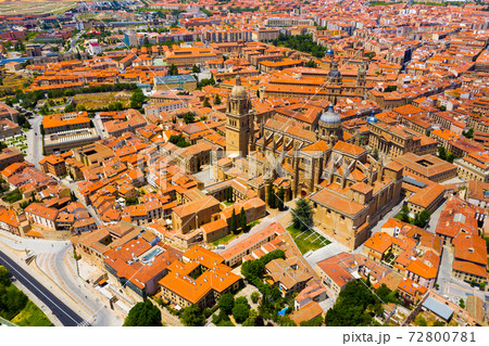 Aerial view of Salamanca Cathedral and historical center of city 72800781