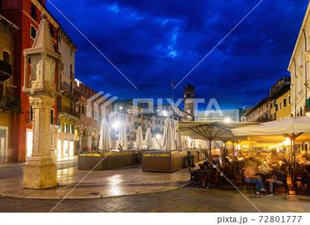 Illuminated Verona streets in night Illuminated Verona streets in night 72801777